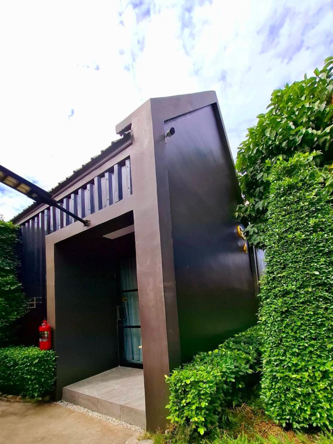 Sawasdee​ Buriram​ Resort Esterno foto