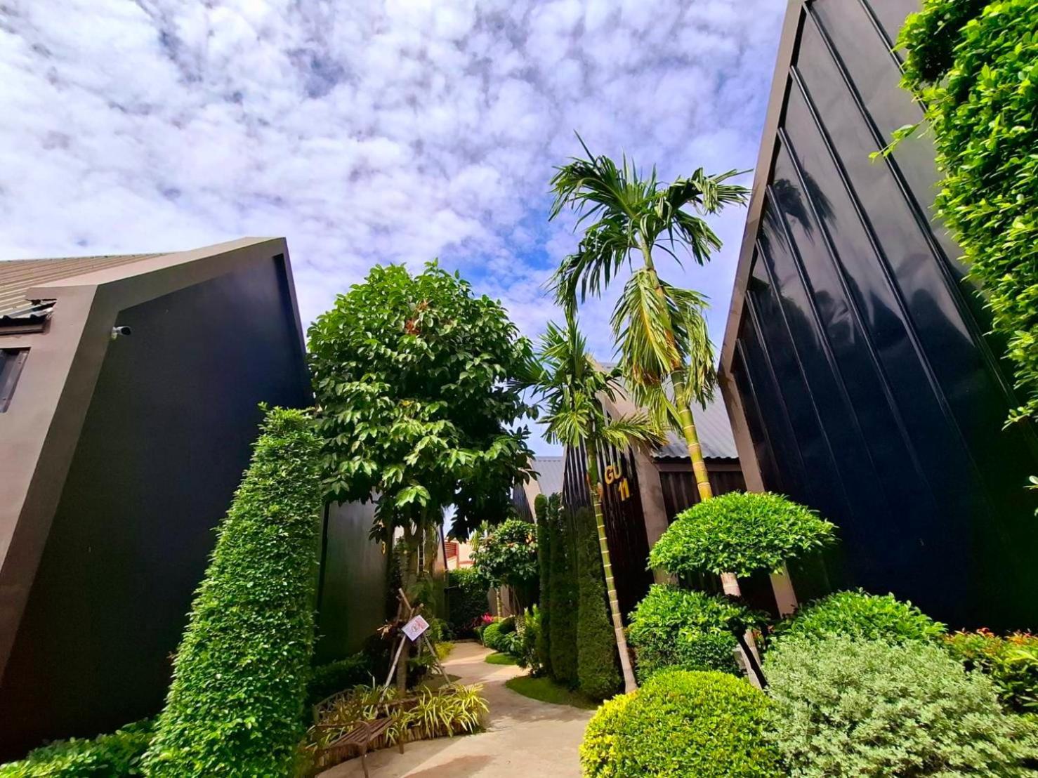 Sawasdee​ Buriram​ Resort Esterno foto