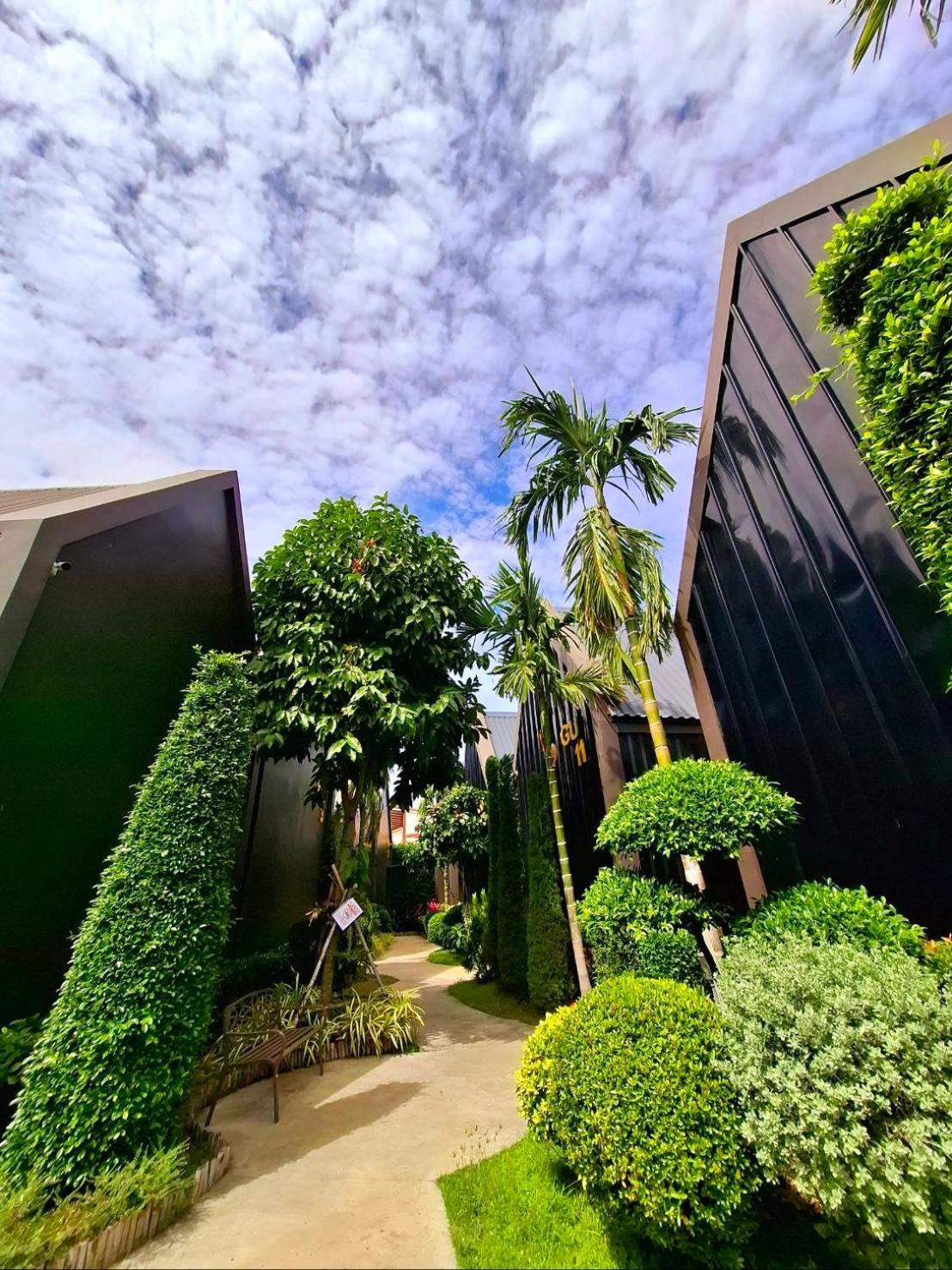 Sawasdee​ Buriram​ Resort Esterno foto