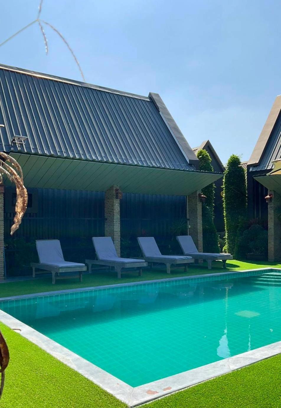 Sawasdee​ Buriram​ Resort Esterno foto