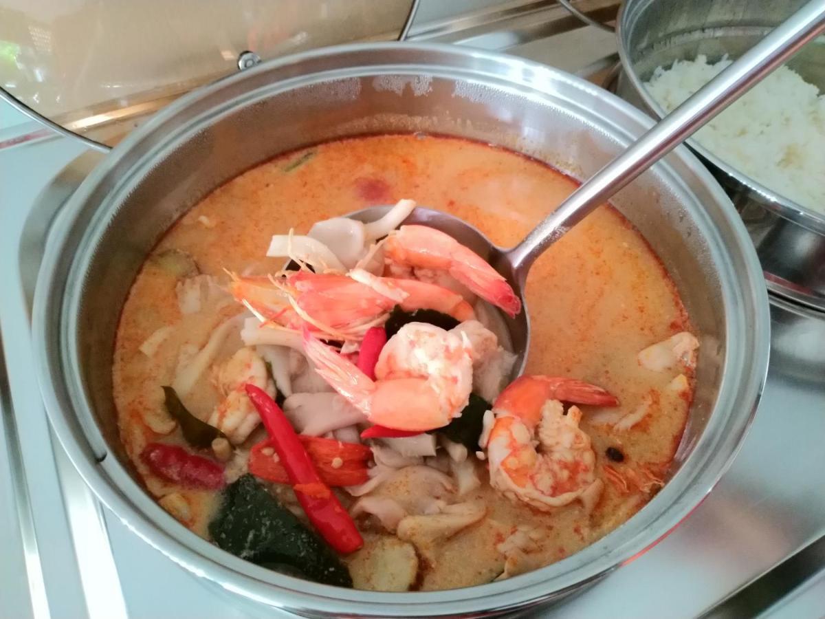 Sawasdee​ Buriram​ Resort Esterno foto